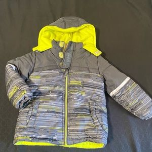 Xtream toddler jacket size 4t
